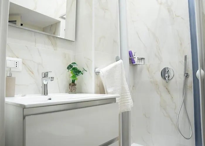 Casavica Su Instagr Naples